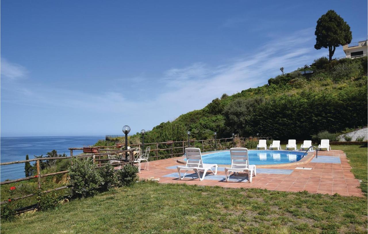 Villa Alessandra Altavilla Milicia Buitenkant foto